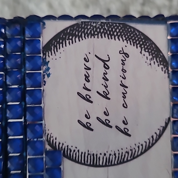 FINAL PRICE BUNDLE HALLMARK KEEPSAKE 2017, REALLY CUTE BOX WITH 2 ORNIMENTS - Picture 15 of 16